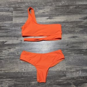 NWOT Cut-out One Shoulder Bikini